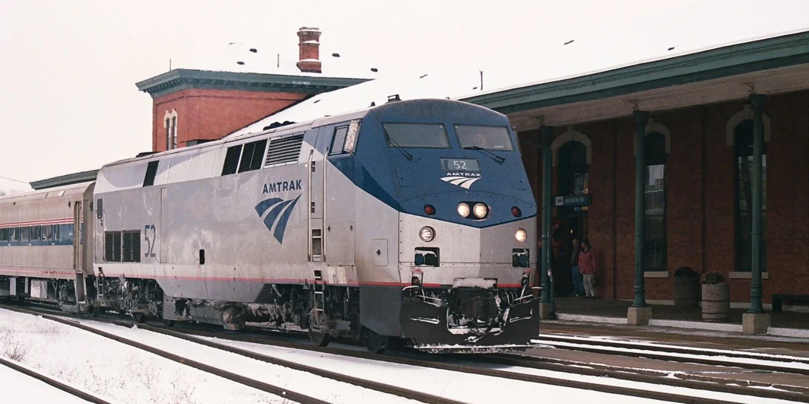 Parking at Jackson Union Amtrak Station – JAN