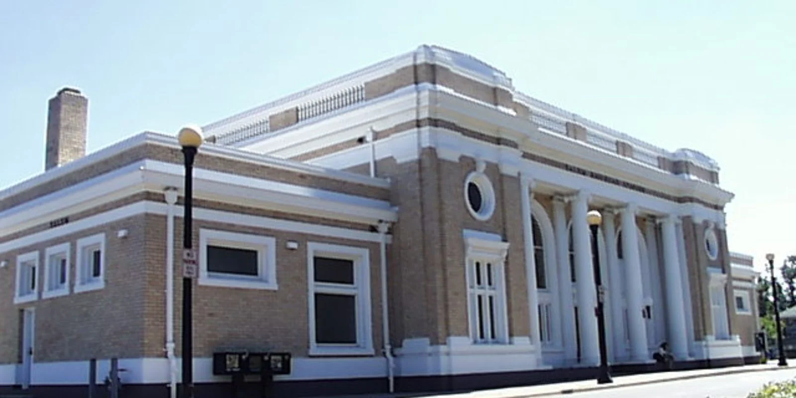 Parking at Salem Amtrak Station – SLM