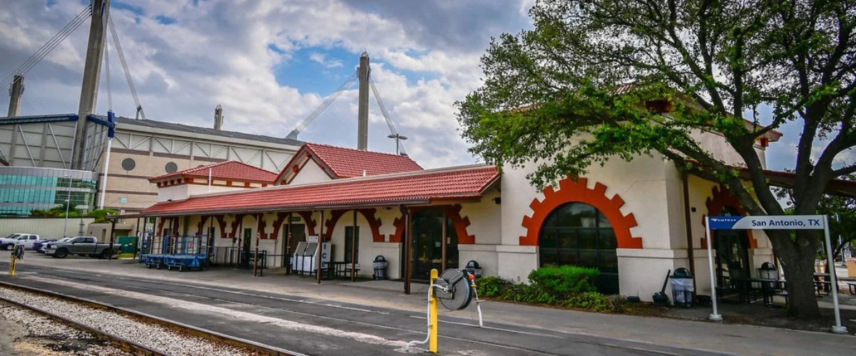Amtrak Station Near South Texas Regional Airport (HDO)