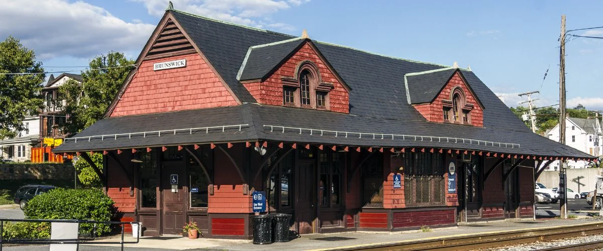Brunswick Amtrak Station​, Routes & Schedule
