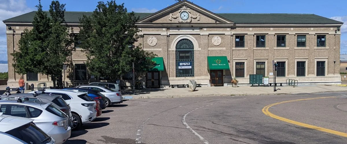 Car Rental Burlington / Mount Amtrak Station