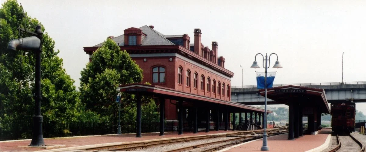 Cumberland Amtrak Station​​, Routes and Schedule