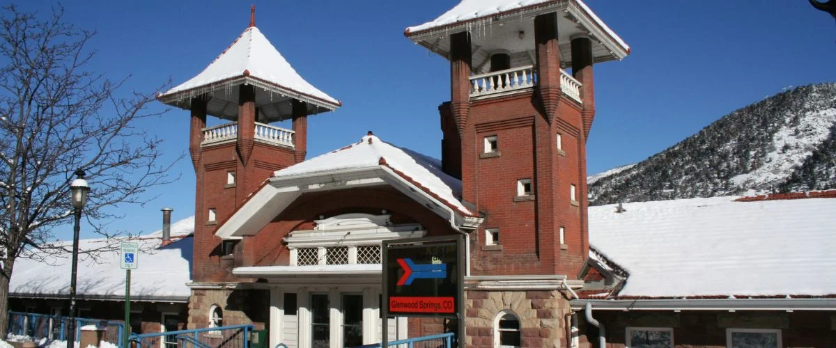 Amtrak Station Near Aspen/Pitkin County Airport (ASE)