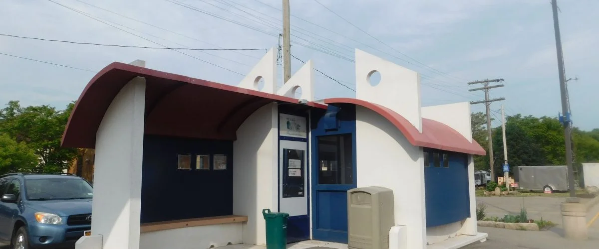 Grimsby Amtrak Station, Routes & Schedule