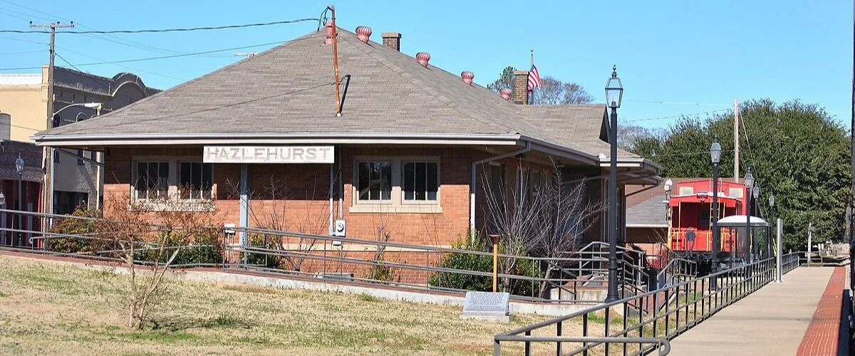 Hazlehurst Amtrak Station, Routes & Schedule