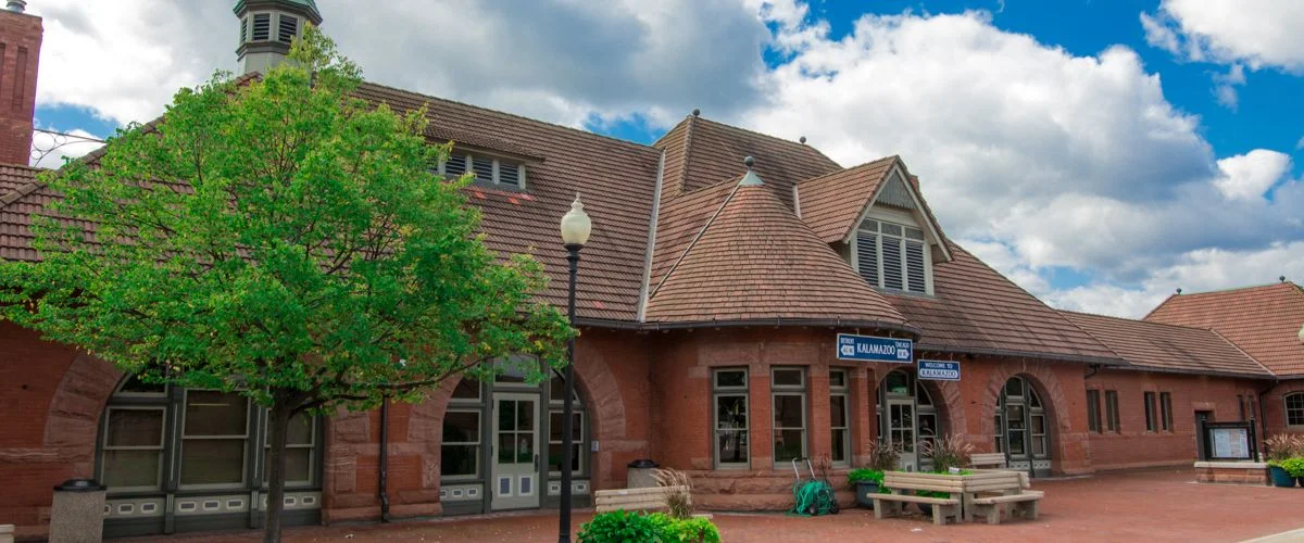 Kalamazoo Amtrak Station, Routes & Schedule