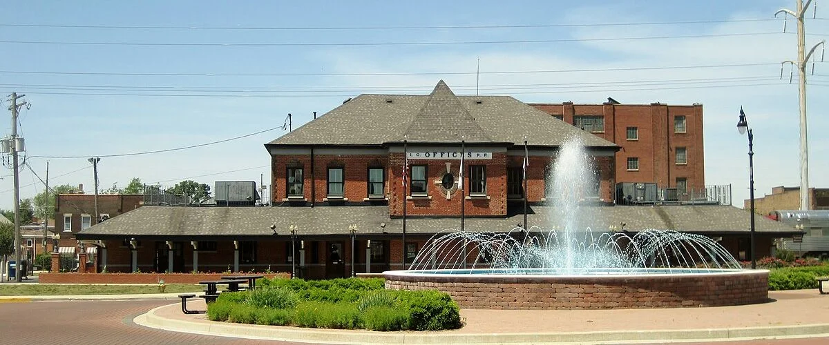 Kankakee Amtrak Station, Routes & Schedule