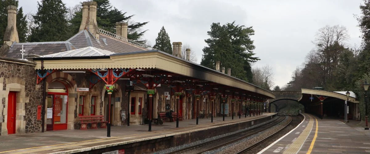 Malvern Amtrak Station, Routes & Schedule