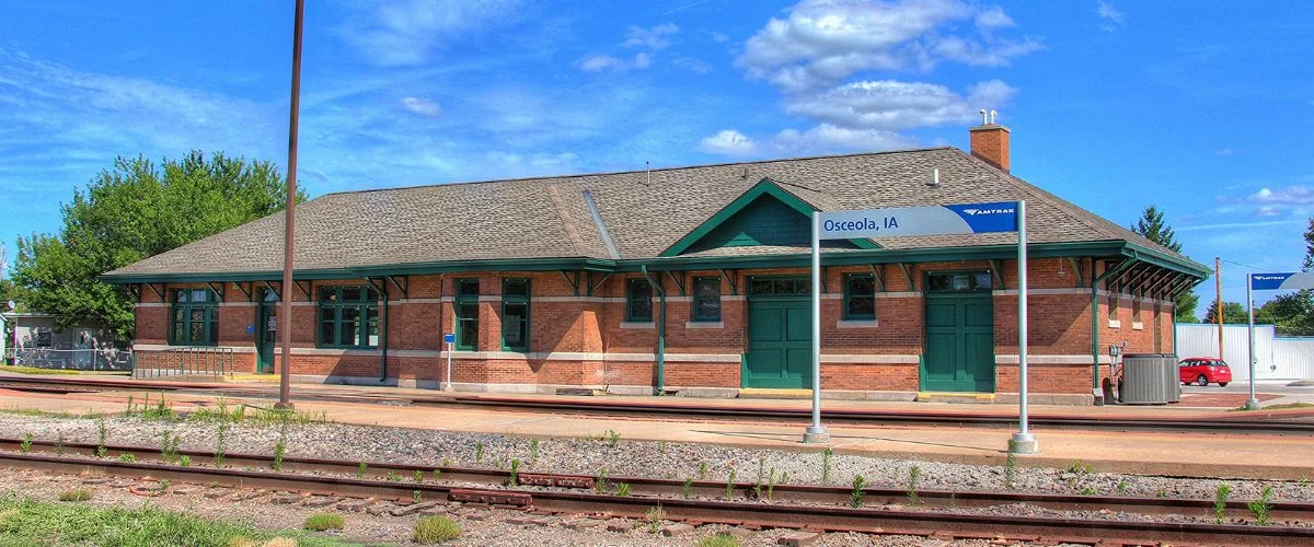 Amtrak Station Near Ankeny Regional Airport (IKV)