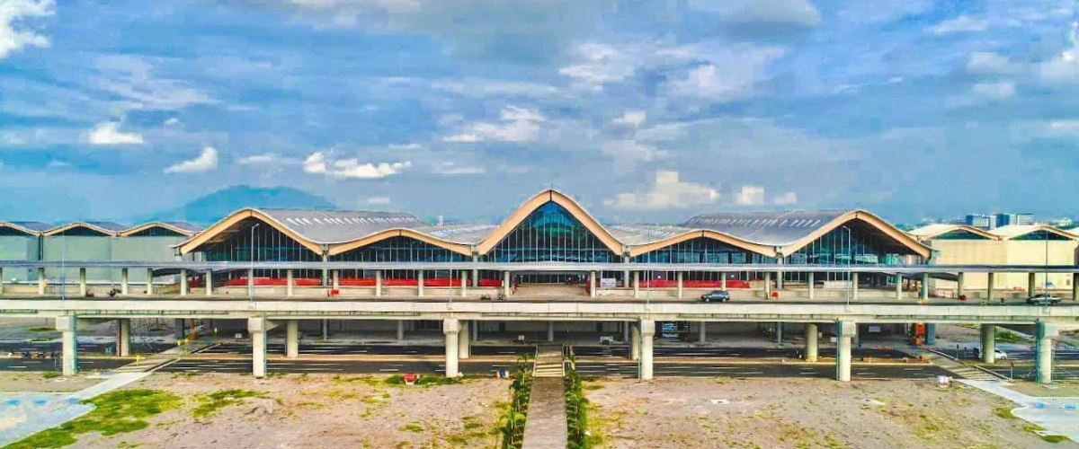 Amtrak Station Near Clarks Point Airport (CLP)
