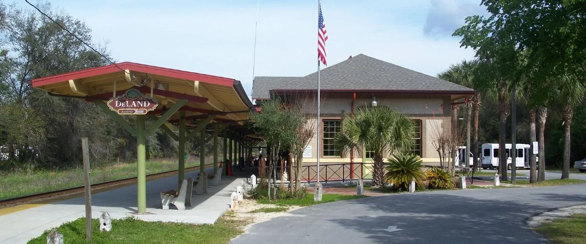 Amtrak Station near Destin-Fort Walton Beach Airport (VPS)