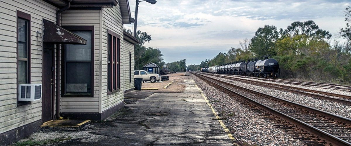 Amtrak Station Near Houma-Terrebonne Airport (HUM)