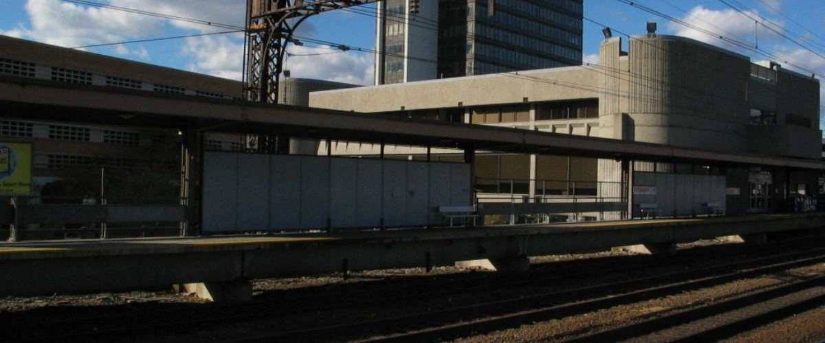 Amtrak Station Near Igor I. Sikorsky Memorial Airport (BDR)