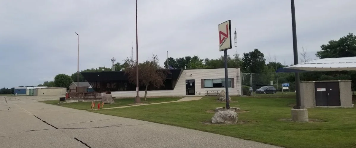 Amtrak Station Near Mount Pleasant Municipal Airport (MOP)