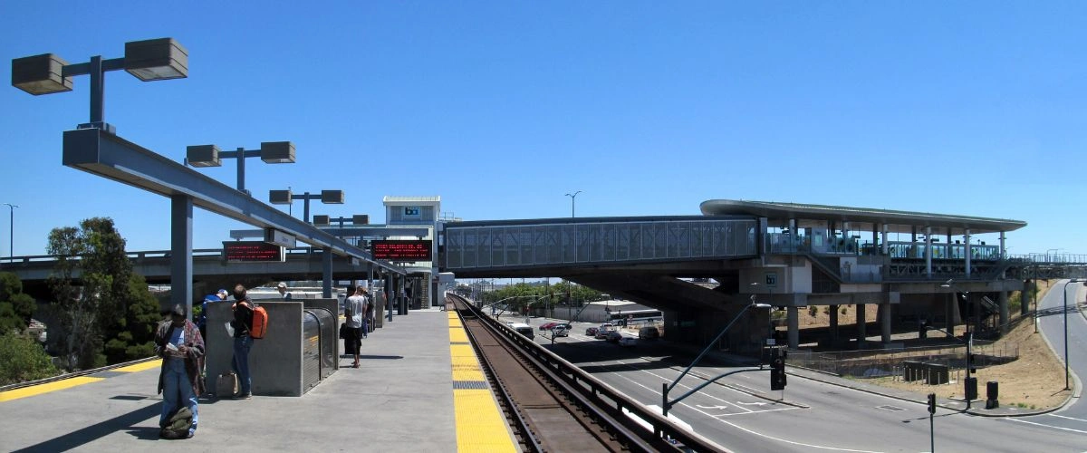Amtrak Station Near Oakland International Airport (OAK)