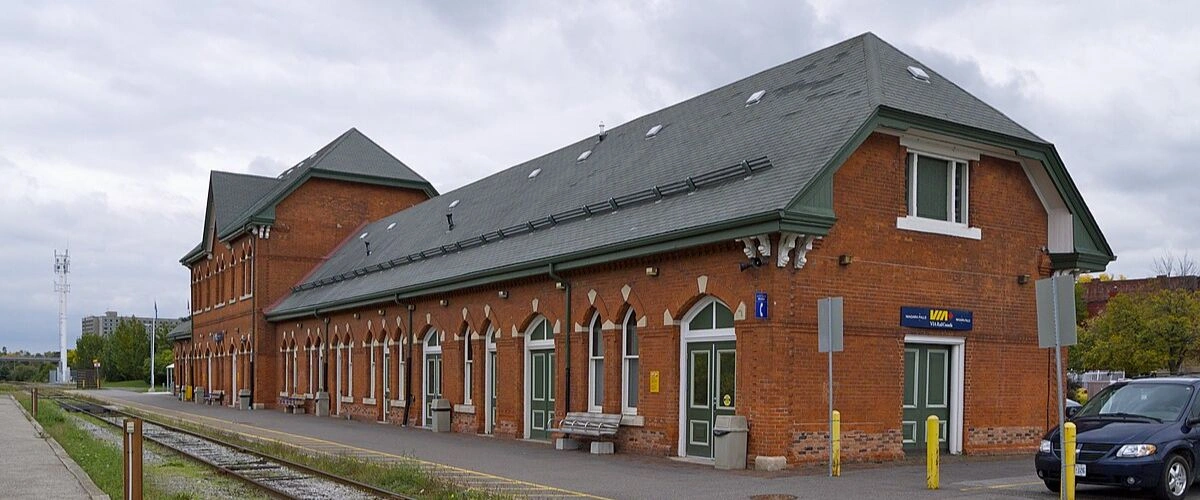 Amtrak Station Near Ontario International Airport (ONT)