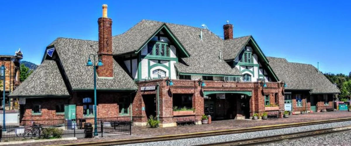 Amtrak Station near Page Municipal Airport (PGA)
