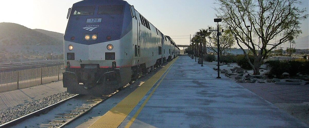 Amtrak Station Near Twentynine Palms Airport (TNP)