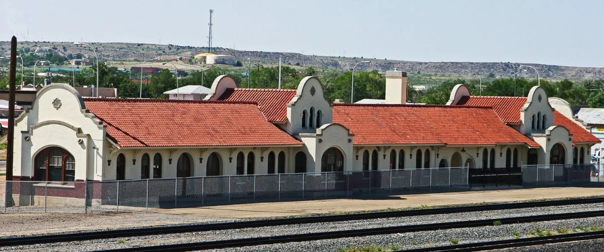 Amtrak Station Near Tucumcari Municipal Airport (TCC)