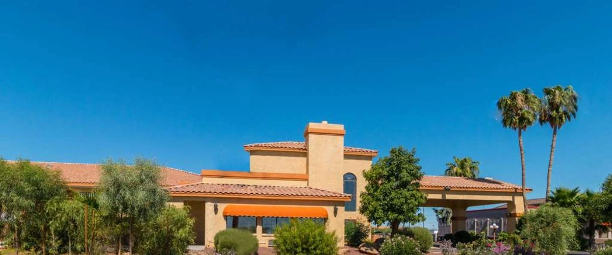 Amtrak Station near Casa Grande Municipal Airport (CGZ)