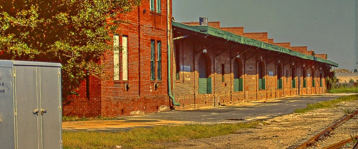 Amtrak Station near Clearwater Air Park (CLW)