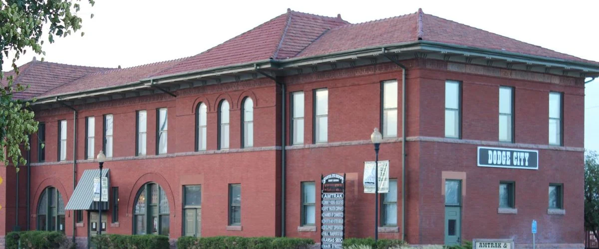 Amtrak Station near Dodge Center Airport (TOB)