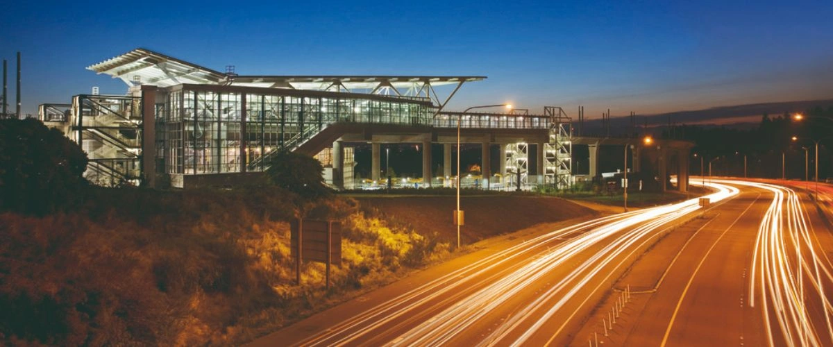 Amtrak Station near Fairmont Municipal Airport (FRM)
