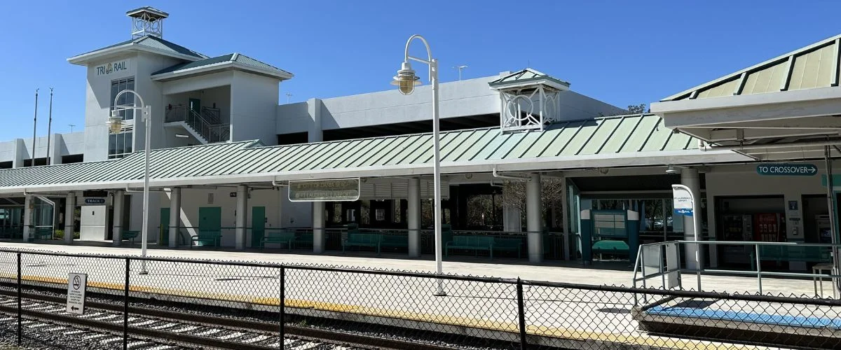 Amtrak Station near Fort Lauderdale–Hollywood International Airport (FLL)