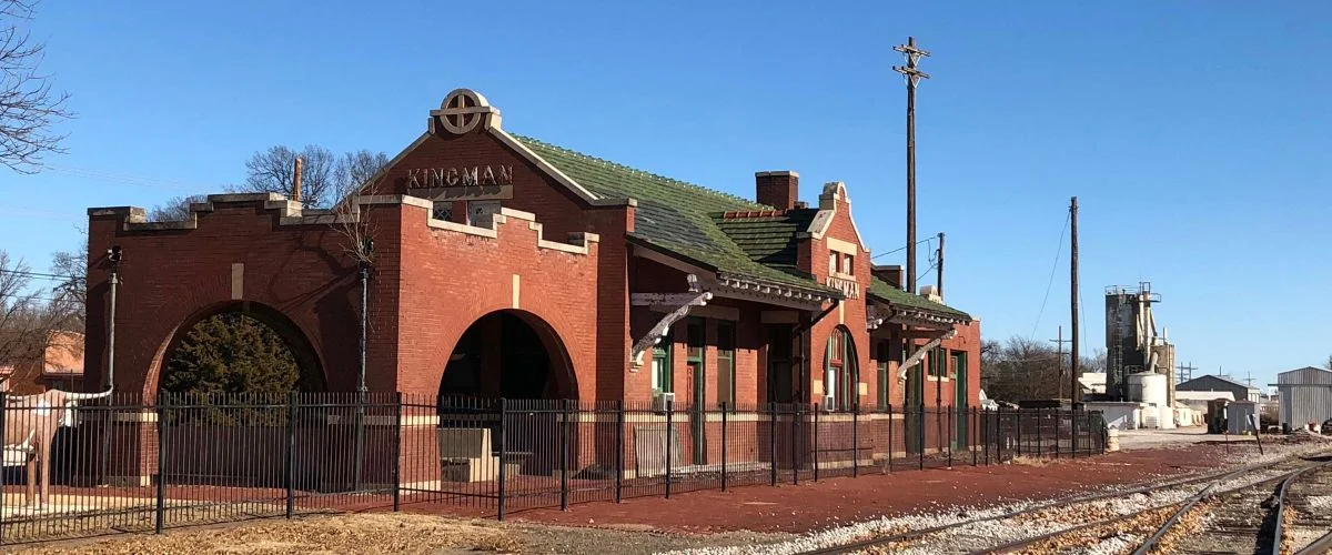 Amtrak Station near Henderson Executive Airport (HSH)