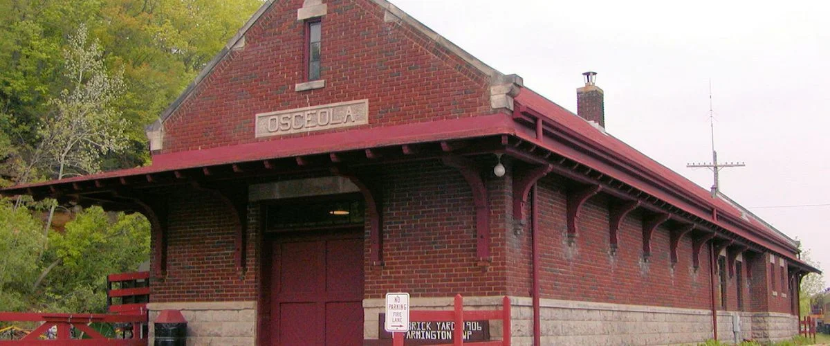 Amtrak Station Near Indianola Municipal Airport (IDL)