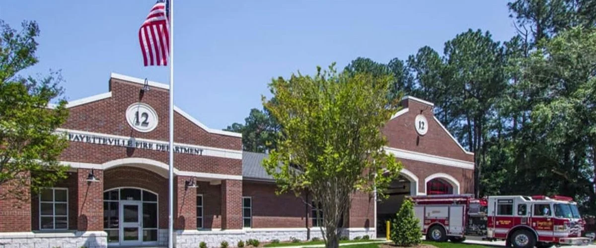 Amtrak Station Near Lumberton Municipal Airport (LBT)