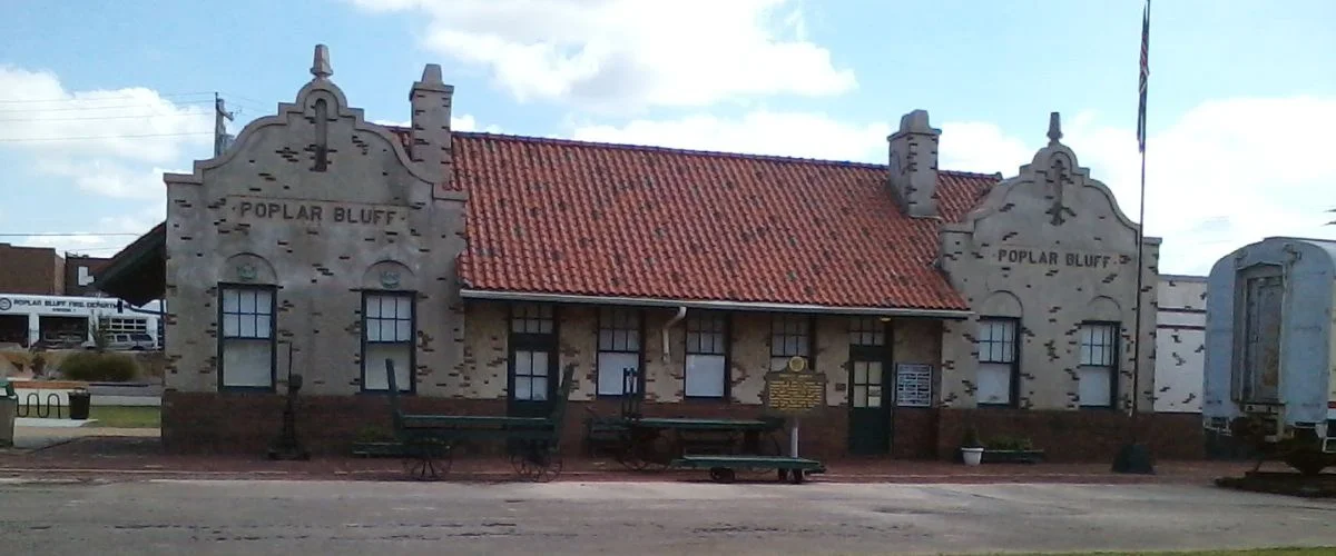 Amtrak Station Near M. Graham Clark Downtown Airport (PLK)