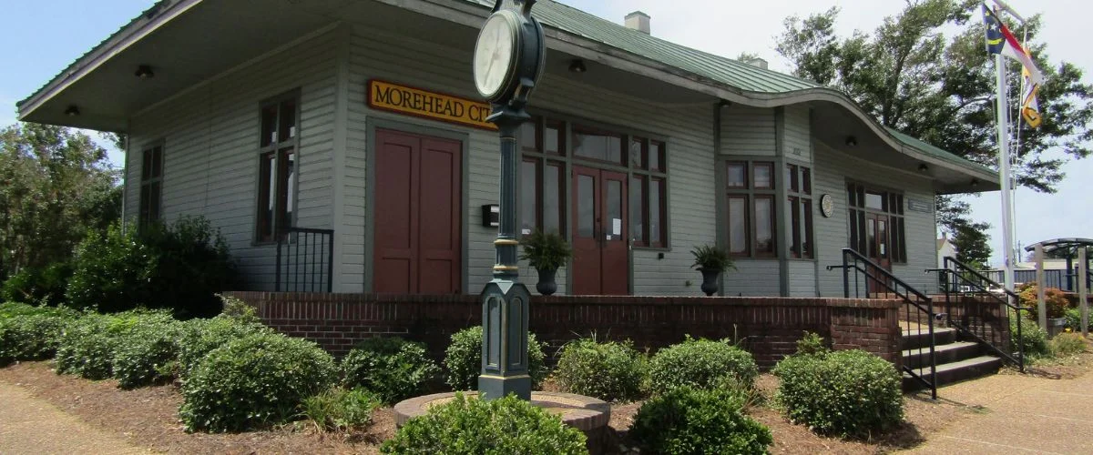 Amtrak Station near Michael J. Smith Field (MRH)