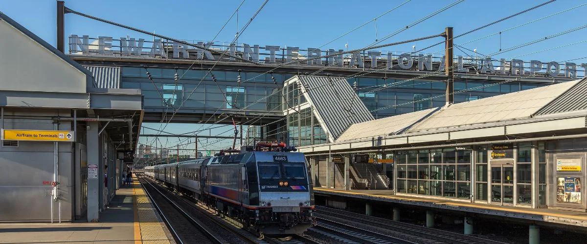 Amtrak Station near Northeastern Regional Airport (EDE)