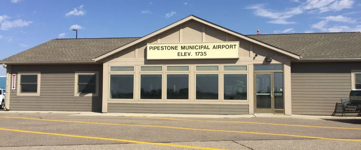 Amtrak Station near Pipestone Municipal Airport (PQN)