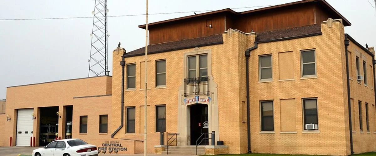 Amtrak Station near Portales Municipal Airport (PRZ)