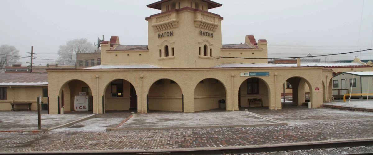Amtrak Station near Raton Municipal Airport (RTN)