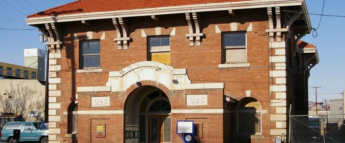 Amtrak Station near Tonopah Airport (TPH)