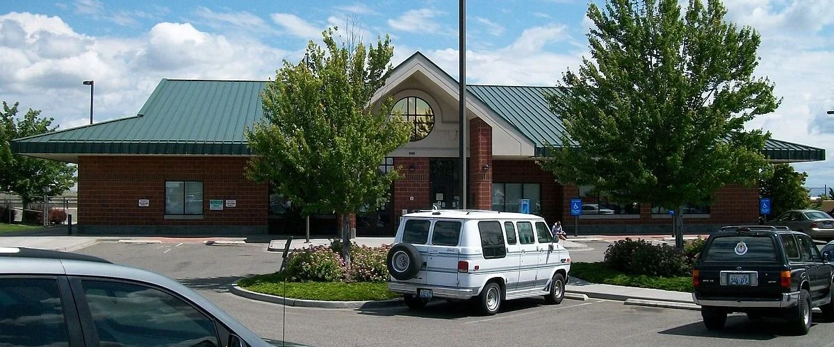 Amtrak Station near Tri-Cities Airport (TRI)