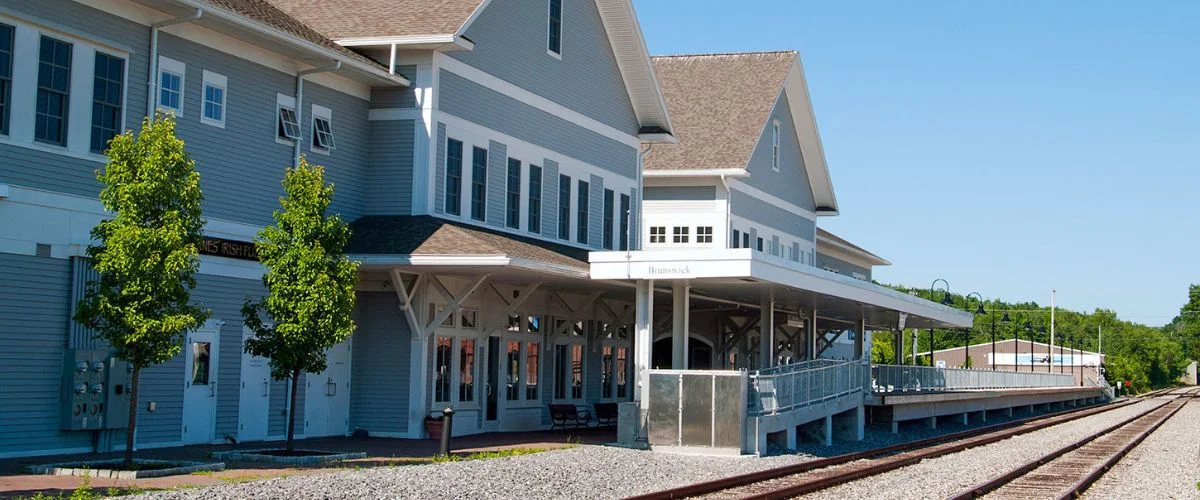 Amtrak Station Near Waterville Robert Lafleur Airport (WVL)