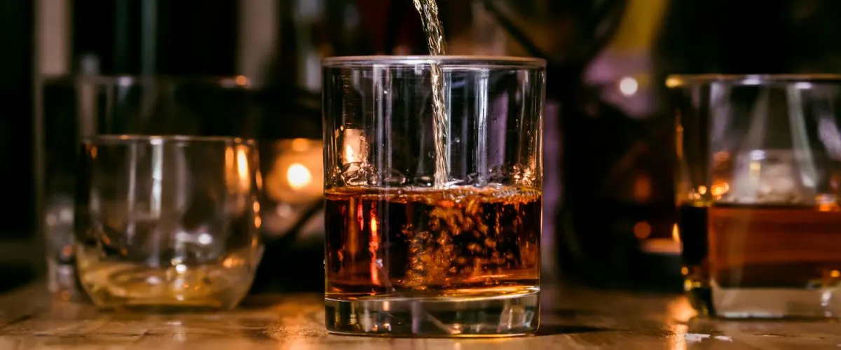 Can you bring alcohol on Amtrak​? Amtrak Alcohol Policy Explained