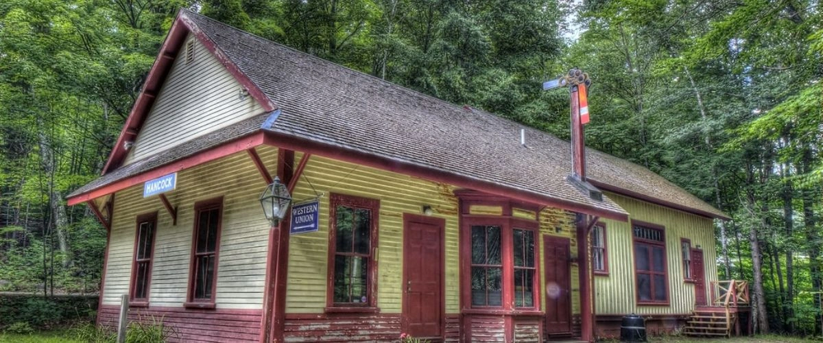 Hancock Amtrak Station
