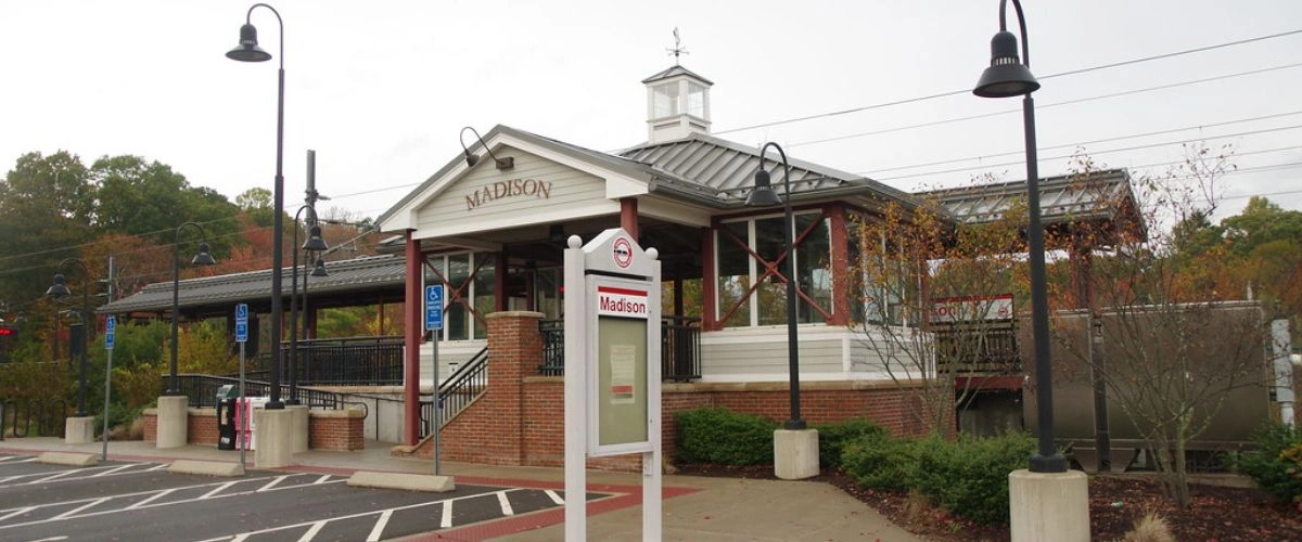 Madison, Connecticut Amtrak Station, Route & Schedule