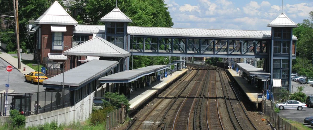 Mount Vernon Amtrak Station, Routes & Schedule