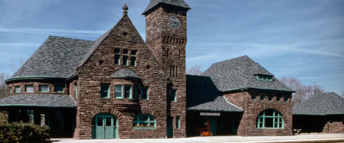 Niles Amtrak Station, Routes & Schedule