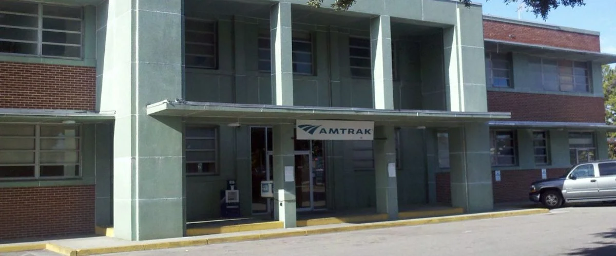 North Charleston Amtrak Station, Route & Schedule