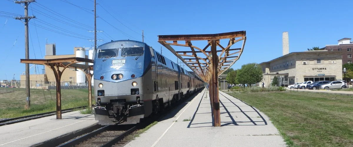 Amtrak Station Near Ottumwa Regional Airport (OTM)