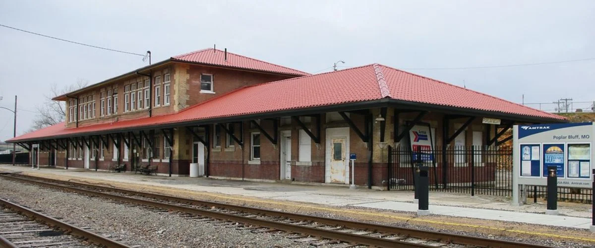 Poplar Bluff Amtrak Station, Routes & Schedule