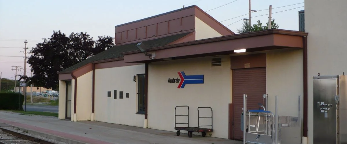 Amtrak Station Near St. Clair County International Airport (PHN)