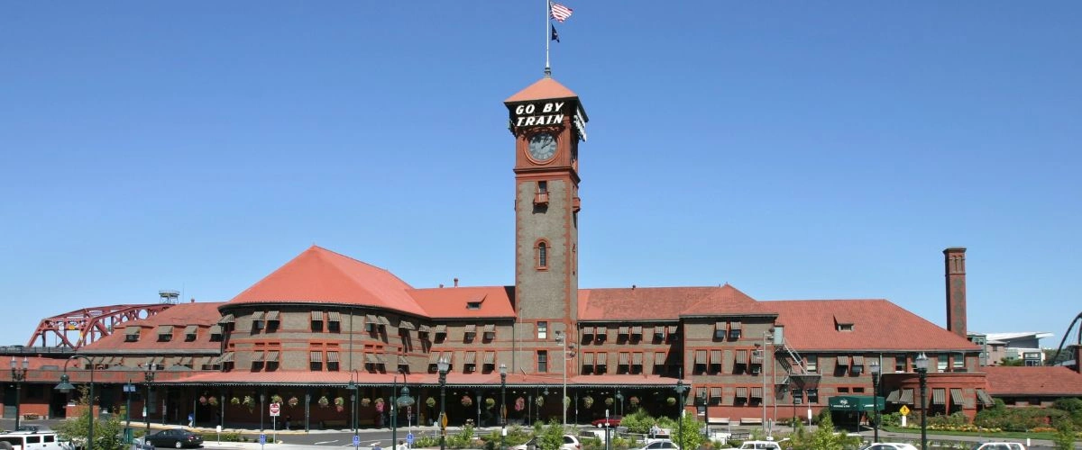 Portland, Oregon Amtrak Thruway Station